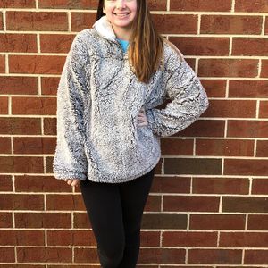 Meet your Posher, Yana